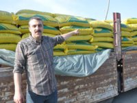 Mermer Tozu İddialarıyla Gündeme Gelmişlerdi, Rize’de Yeniden Gübre Dağıtımı Yaptılar