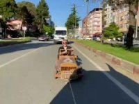 Formulaz’a Özgü Tahta Arabayla Trafiğe Çıktı