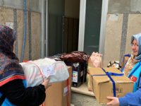 Rize'de genç kızlara gelin bohçası, yeni doğum yapan annelere bebek bohçası hediye ediliyor