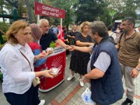 CHP Rize’de Aşure Dağıttı