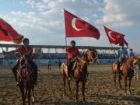 Selendi’de Atlı Ciritte Çeyrek Final Maçları Başladı