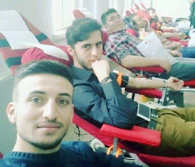 genc kaymakam inci sozluk kullanicilariyla kan verdi