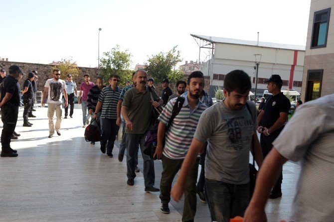 Nevşehir’de Fetö/pdy’den 27 Polis Adliyeye Sevk Edildi
