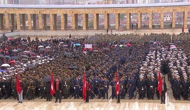 Devletin Zirvesi Anıtkabir’i Ziyaret Etti