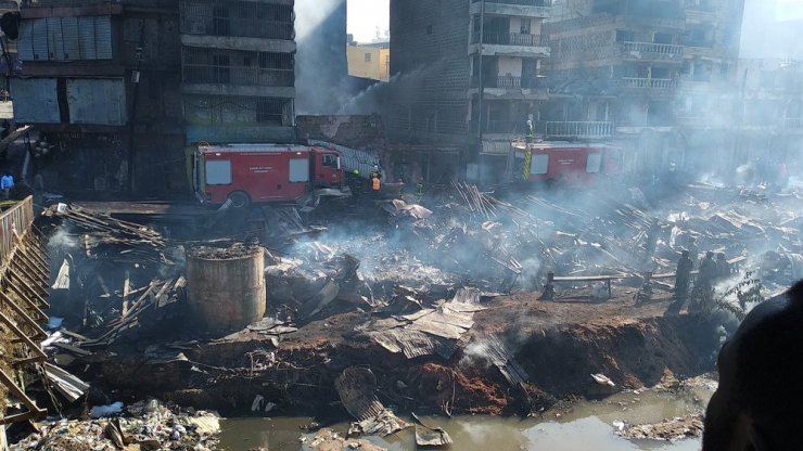 Kenyaâda pazar yerinde yangın: 15 ölü ile ilgili görsel sonucu