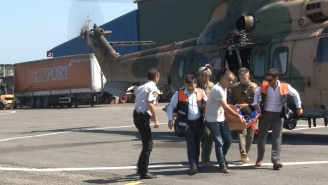 Kaçkarlar’a Tırmanırken Yuvarlanan Kayanın Çarpması Sonucu Yaralanan Doktor Askeri Helikopterle Kurtarıldı