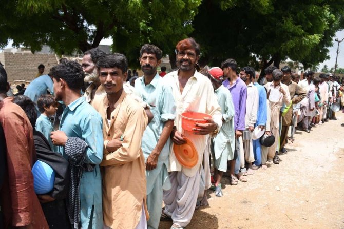 Pakistan’da Sel Bilançosu: 102 Ölü
