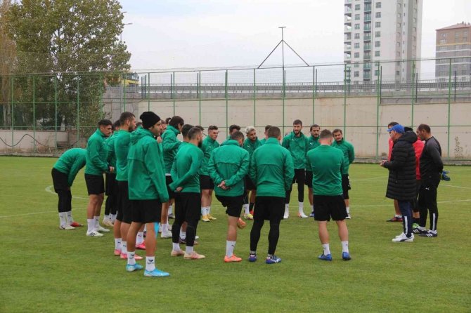 Sivas Belediyespor Ankara Maci Hazirliklarini Tamamladi