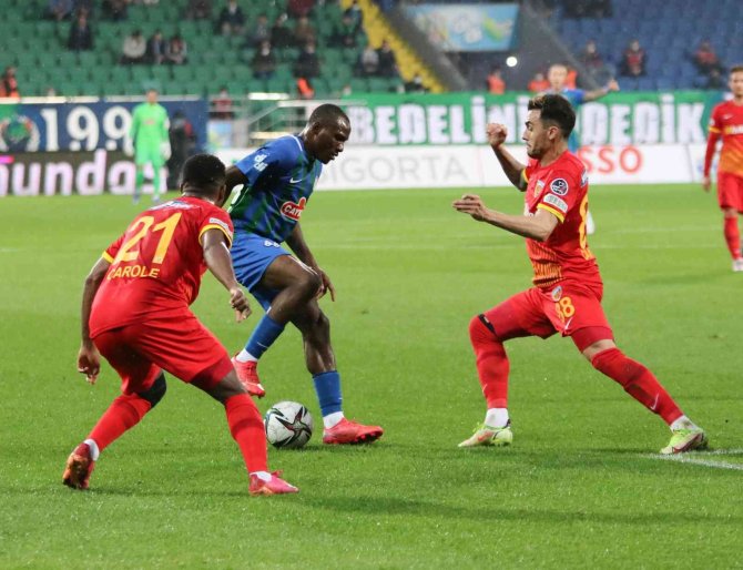 Spor Toto Süper Lig: Çaykur Rizespor: 0 - Kayserispor: 0 (İ̇lk Yarı)