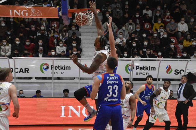 Ing Basketbol Süper Ligi: Aliağa Petkimspor: 82 - Anadolu Efes: 92