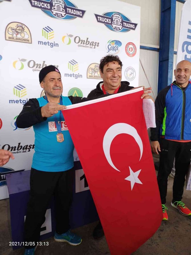 Bursa Masterler Atletizm Kulübü Üyelerinden Kktc’de Büyük Başarı