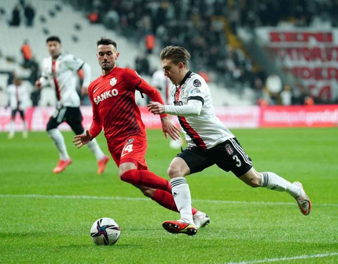 Spor Toto Süper Lig: Beşiktaş: 0 - Gaziantep Fk: 0 (İ̇lk Yarı)