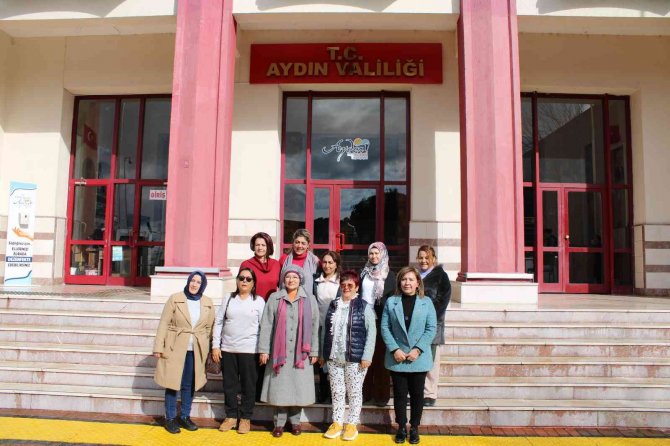 Aydınlı Kadın Muhtarlar, Ankara Yolcusu