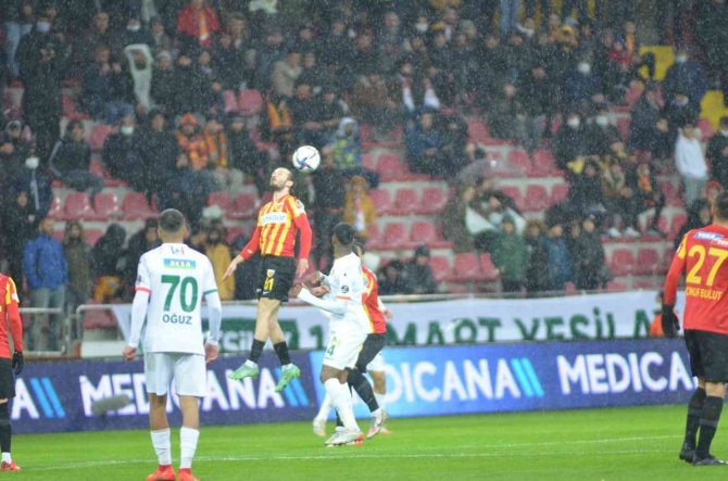 Spor Toto Süper Lig: Kayserispor: 1 -Aytemiz Alanyaspor: 2 (Maç Sonucu)