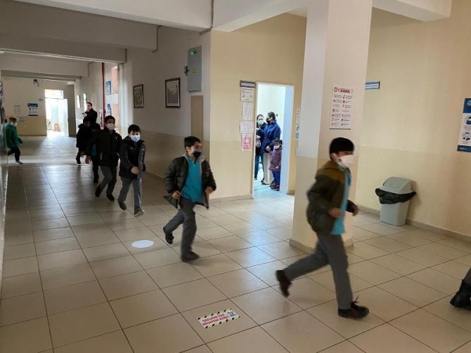 Ergene’deki Okullarda Deprem Tatbikatı Yapıldı