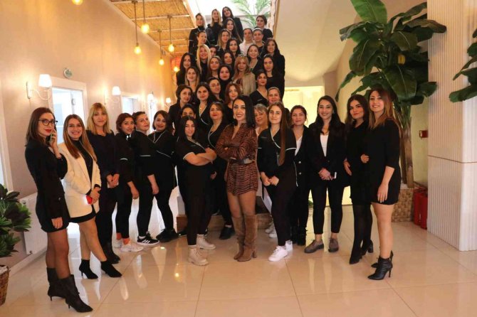 3 Kişiyle Başladığı Güzellik Merkezinde Şimdi 253 Kadına İstihdam Sağlıyor