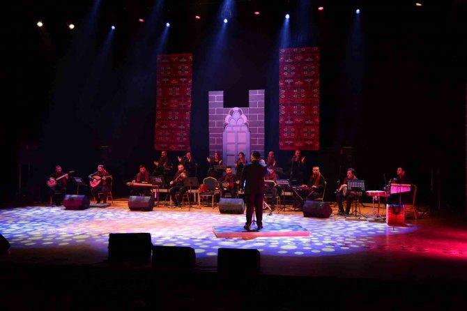 Diyarbakırlılar Eyvan Grubu Ve Elazığ Çayda Çıra Topluluğu Kardeşlik Konserinde Eğlendi