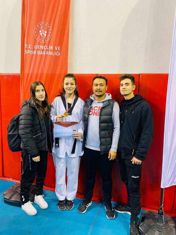Milli Sporcu Livanur Tiryakioğlu, Çankırı’dan Şampiyonlukla Döndü