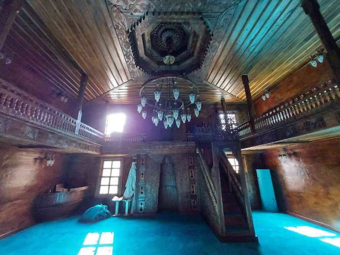Trabzon’da 200 Yıllık Ahşap İşlemeli Cami Restorasyonla Orjinal Görünümüne Kavuştu
