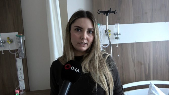 Böbrek Ağrısı Zannederek Gittiği Hastanede Karnından 15 Santimlik Miyom Çıktı