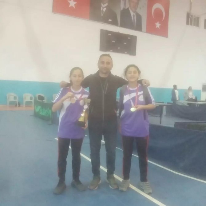 Kars’ta Masa Tenisinde Şampiyon Arpaçay 3 Kasım Ortaokulu