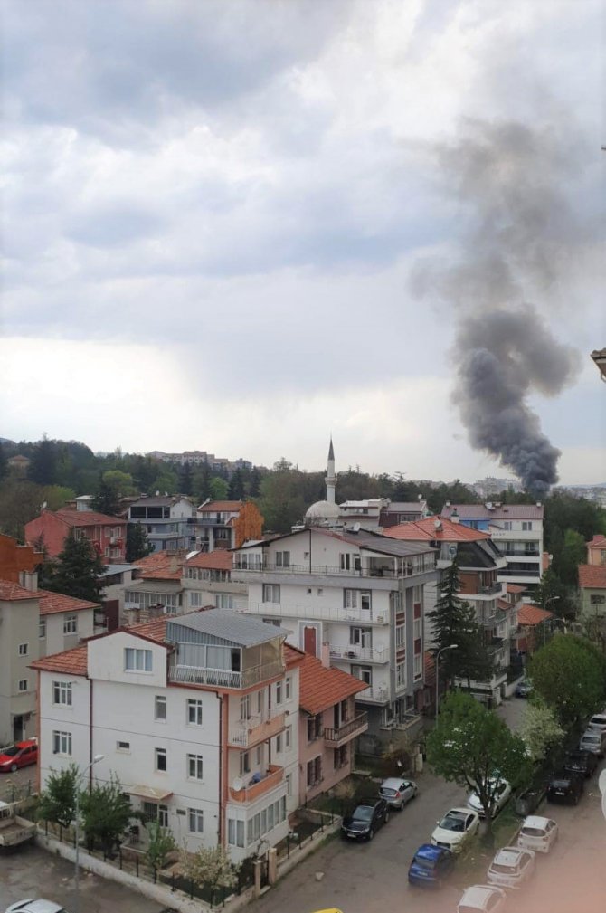 Kütahya’da Trafo Yangını Paniğe Neden Oldu