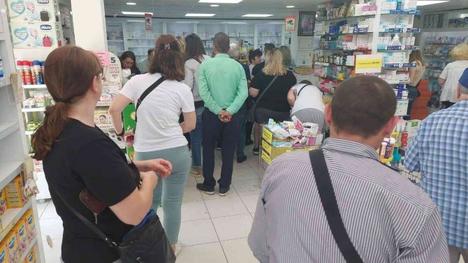Bulgarlar Ucuz İlaç İçin Tekirdağ’a Akın Etti