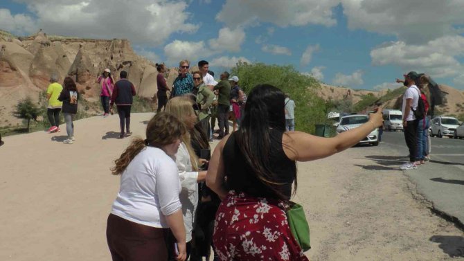 Kapadokya’yı Gezen Öğrenciler Hayran Kaldı