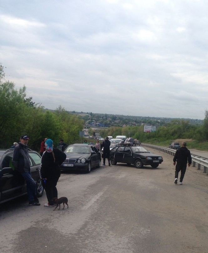 Ukrayna’nın Mariupol Kentinden Tahliyeler Sürüyor
