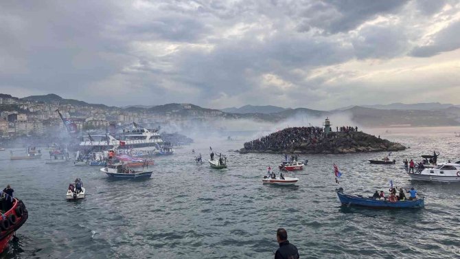 Trabzonspor’un Şampiyonluk Filosu Faroz Limanı’na Ulaştı