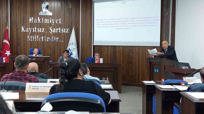 Edremit Belediye Meclisi Cumhur İ̇ttifakı Grup Sözcüsü Murat Tuna “Böyle Belediye Yönetilmez”
