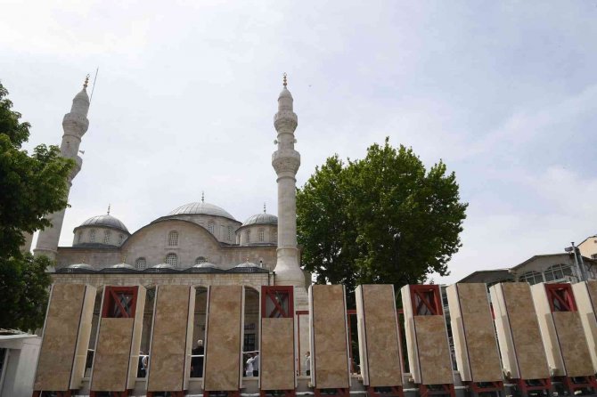 Başkan Gürkan, Yeni Cami’deki Çalışmalarla İlgili Değerlendirmede Bulundu