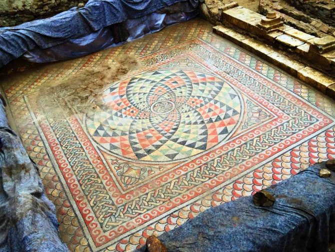 Myrleia Mozaiklerini Restorasyon Ve Konservasyon Çalışması Başladı