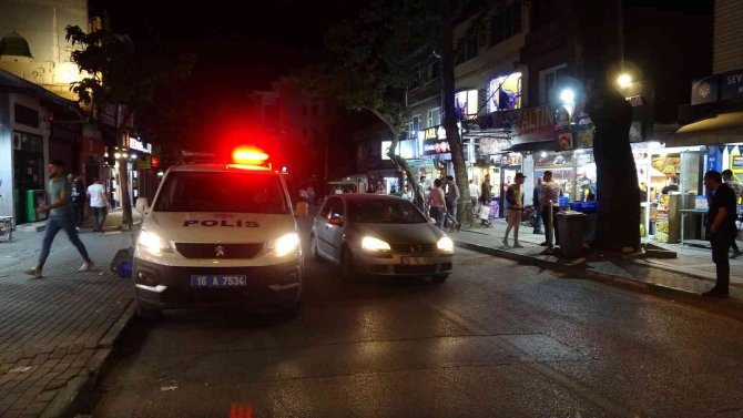 Bursa’da 17 Yaşındaki Genç Bıçaklandı
