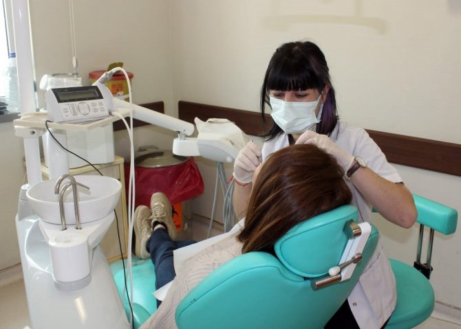 Tavas Devlet Hastanesi’nde Ağız Ve Diş Sağlığı Hizmetleri Başarıyla Yürütülüyor