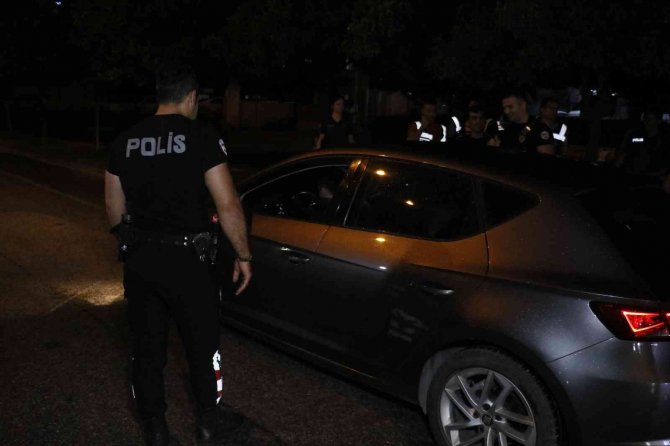 Adana’da 2 Bin 650 Polisle “Huzur Ve Güven” Uygulaması
