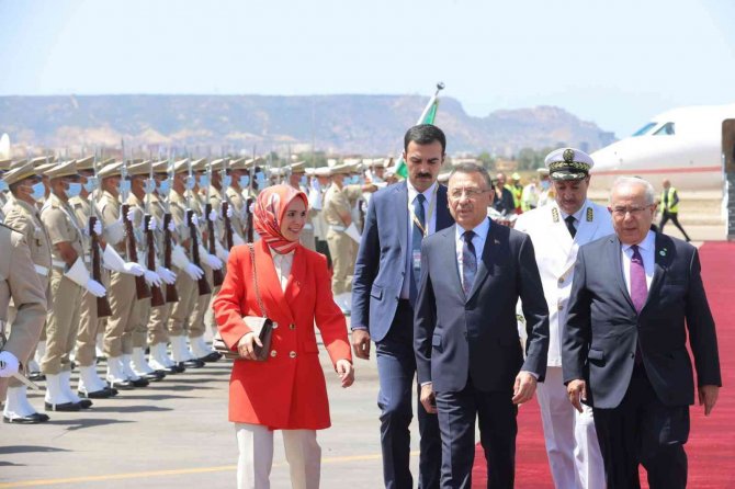 Cumhurbaşkanı Yardımcısı Oktay, Cezayir’de