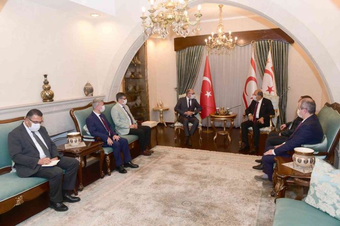 Anadolu Üniversitesi Rektörü Erdal, Kktc Cumhurbaşkanı Tatar’ı Ziyaret Etti