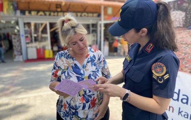İ̇zmir’de Jandarma Köşe Bucak Gezip Kades’i Tanıtıyor