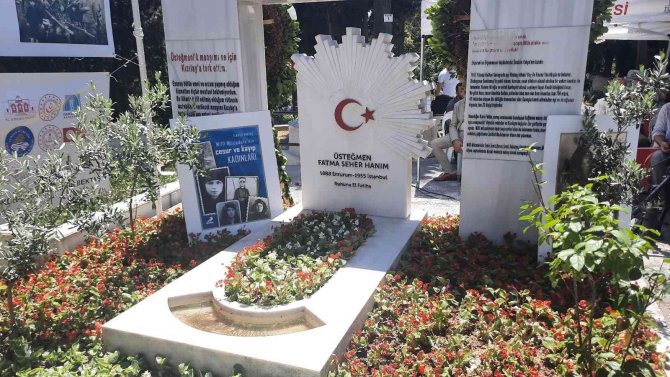 Milli Mücadelenin Sembollerinden Kara Fatma, Beyoğlu’ndaki Anıt Mezarı Başında Anıldı