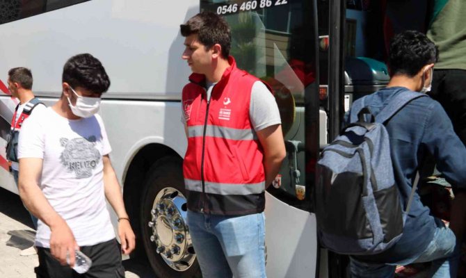 Edirne’de Yakalanan 363 Göçmen Sınır Dışı Edildi