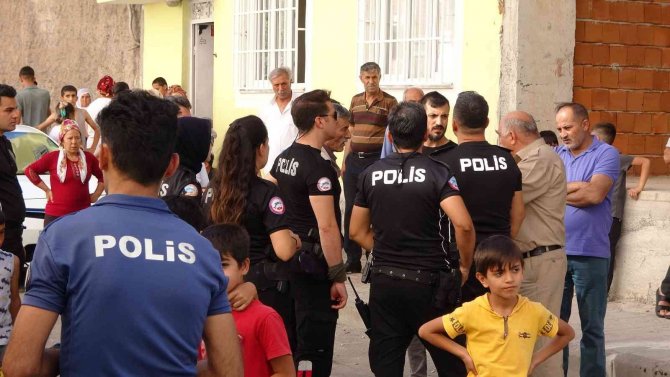 Diyarbakır’da Akrabalar Arası Taşlı Sopalı Kavga: 3 Yaralı
