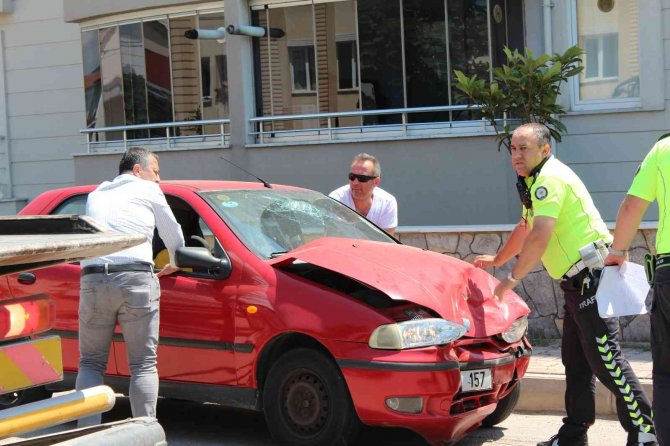 Bandırma’da Trafik Kazasında 1 Kişi Yaralandı