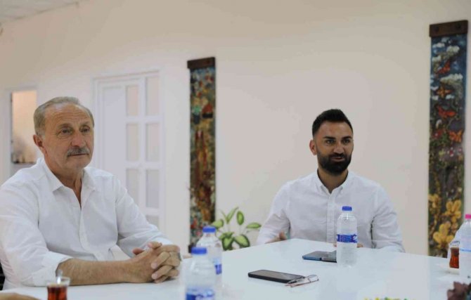 Başkan Atabay, Didim Belediyespor Yönetimiyle Bir Araya Geldi