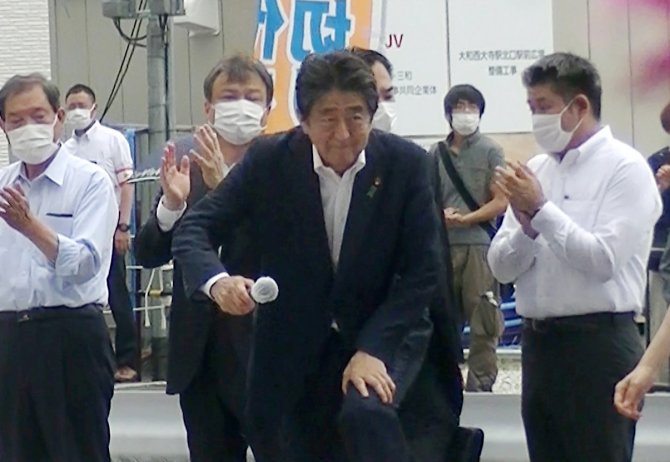 Eski Japonya Başbakanı Abe, Uğradığı Suikast Sonucu Hayatını Kaybetti