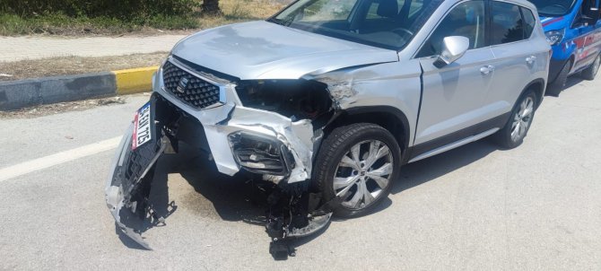 Finike’de Trafik Kazası: 1 Yaralı