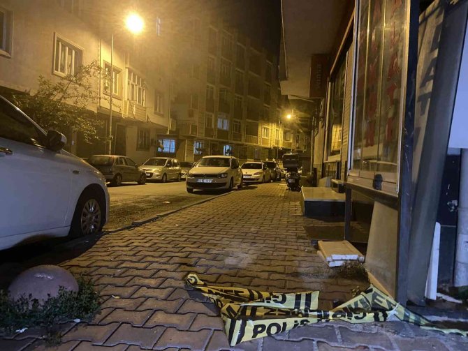 Gaziosmanpaşa’da Kıskançlık Krizine Giren Koca Dehşet Saçtı: 2 Ölü, 3 Yaralı