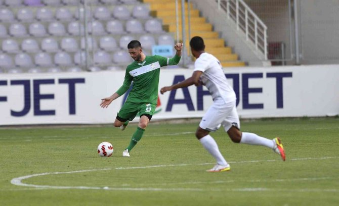 Bursaspor Hazırlık Maçında Al Tai Fc İle 0-0 Berabere Kaldı