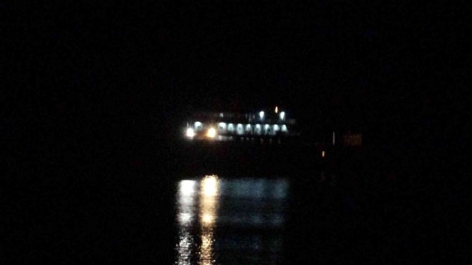 Yunan Unsurları Tarafından Ateş Açılan Gemi Karanlık Liman’a Demirledi