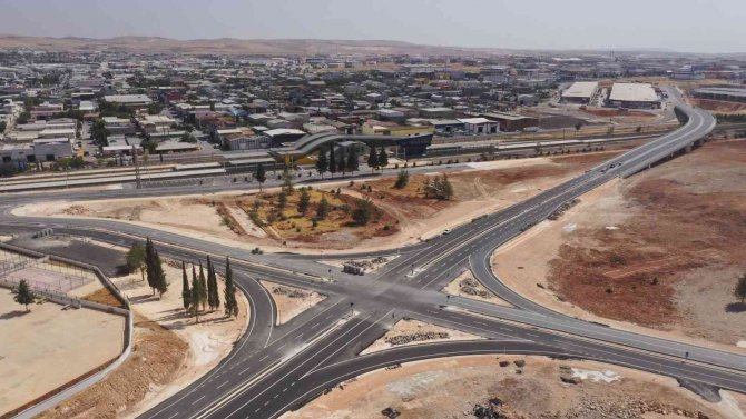 Gaziantep’te Yeni Yapılan Yol Kavşaktaki Trafik Yükünü Hafifletecek